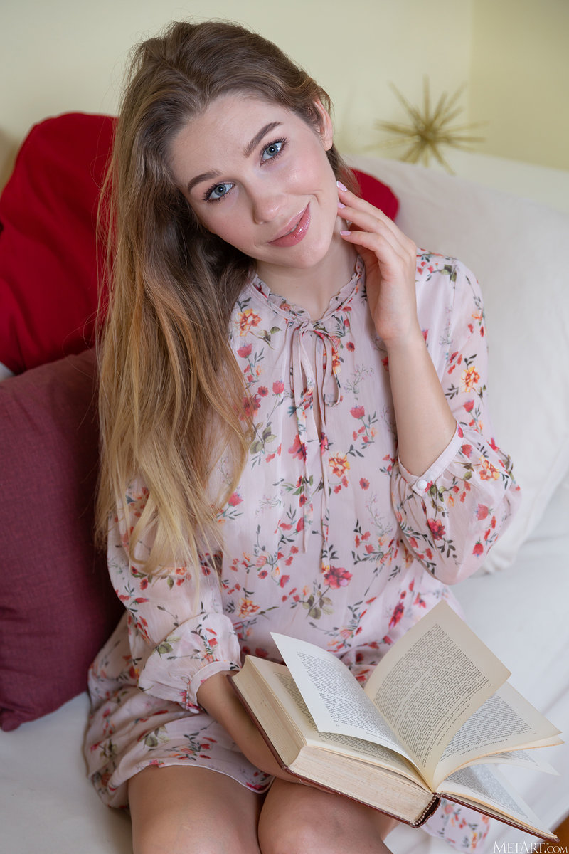 Любовь, 20 лет, 7 размер груди